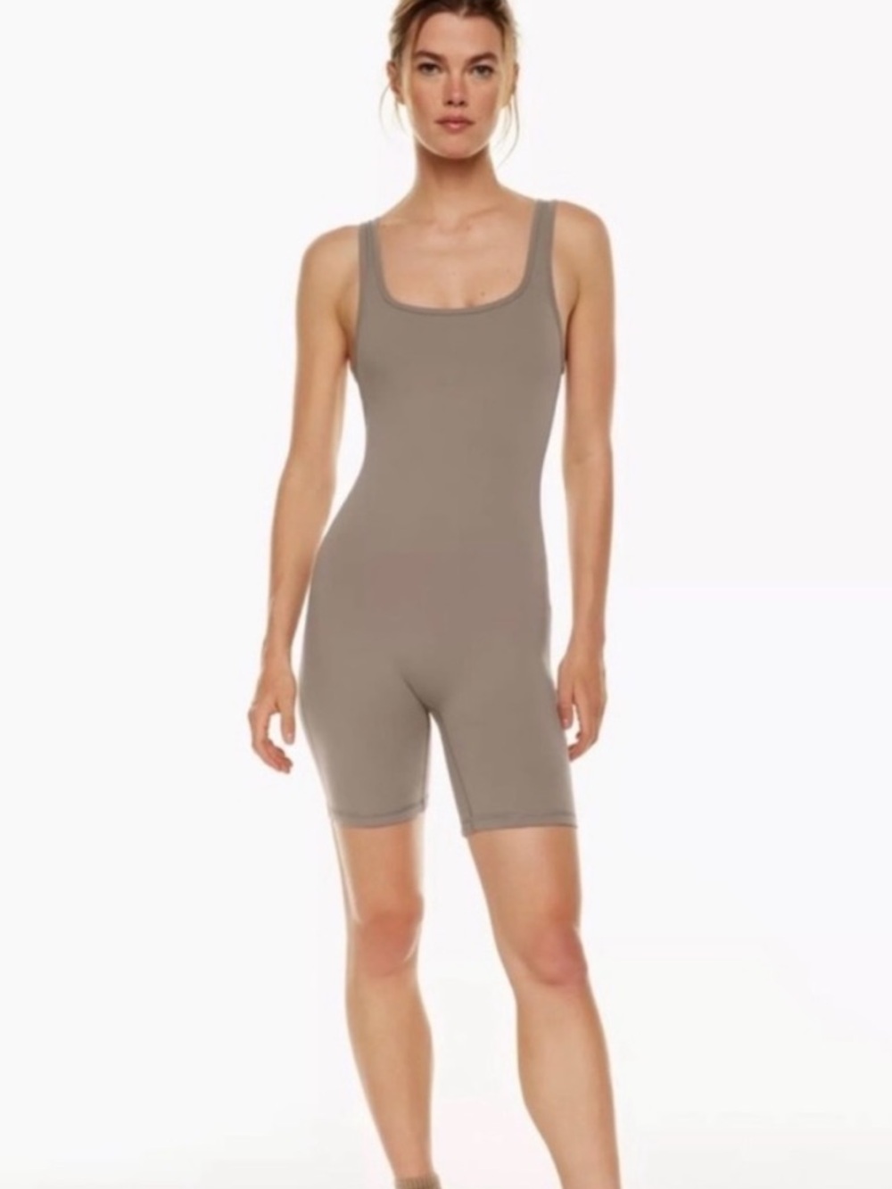 Aritzia TnAction - TnaLIFE™ Shake-It romper